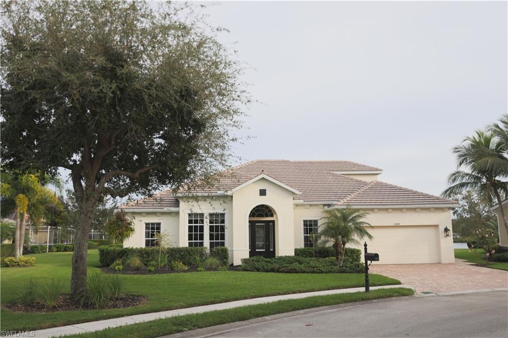 SW Florida Home for Sale - View SW FL MLS Listing #221082580 at 2648 Fairmont Isle Cir in CAPE CORAL, FL - 33991