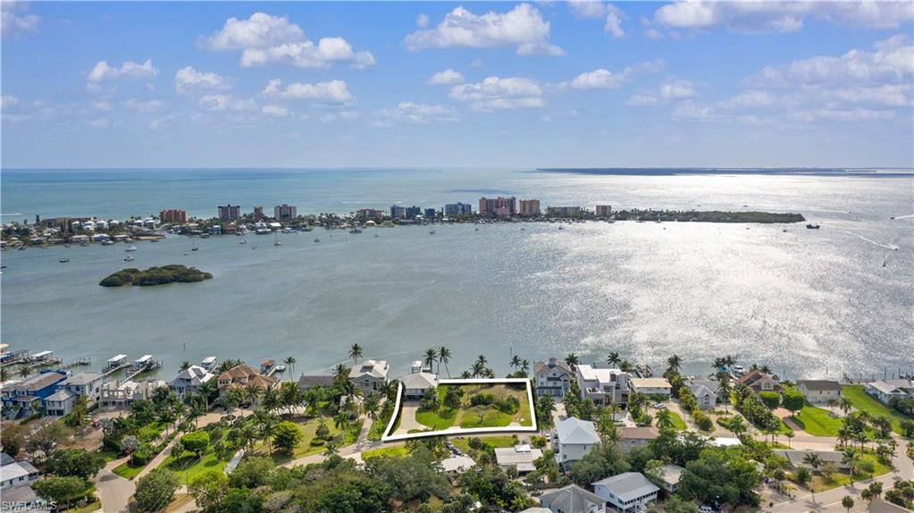SAN CARLOS ON THE GULF Home for Sale - View SW FL MLS #222029906 at 948 San Carlos Dr in SAN CARLOS ON THE GULF in FORT MYERS BEACH, FL - 33931