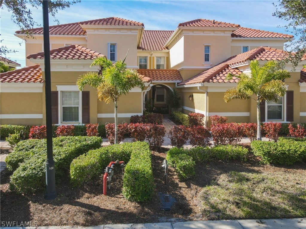 THE PLANTATION Real Estate - View SW FL MLS #222037646 at 12902 New Market St 201 in SOMERSET in FORT MYERS, FL - 33913