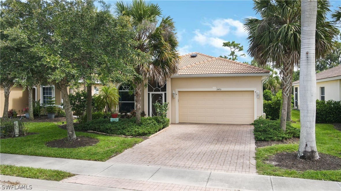 CORAL LAKES Home for Sale - View SW FL MLS #222040260 at 2493 Keystone Lake Dr in CORAL LAKES in CAPE CORAL, FL - 33909