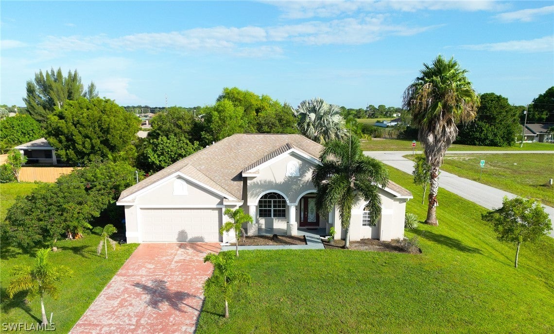 CAPE CORAL Real Estate - View SW FL MLS #222048572 at 2101 Nw 14th Ter in CAPE CORAL in CAPE CORAL, FL - 33993