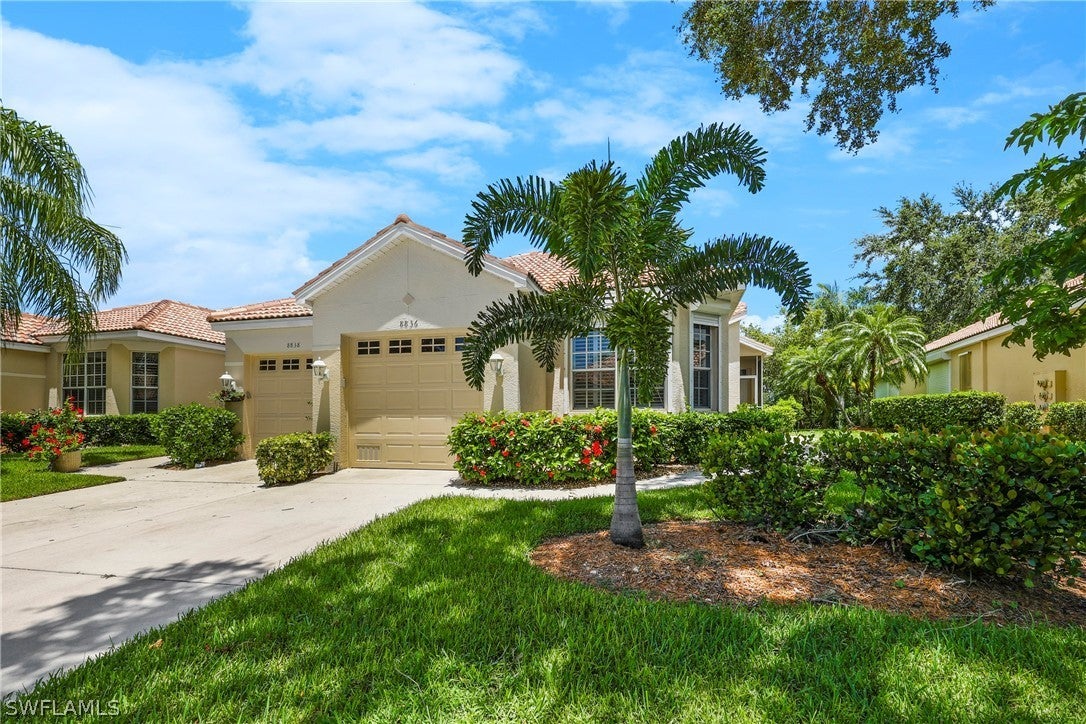 FORT MYERS Home for Sale - View SW FL MLS #222050121 in LEXINGTON COUNTRY CLUB