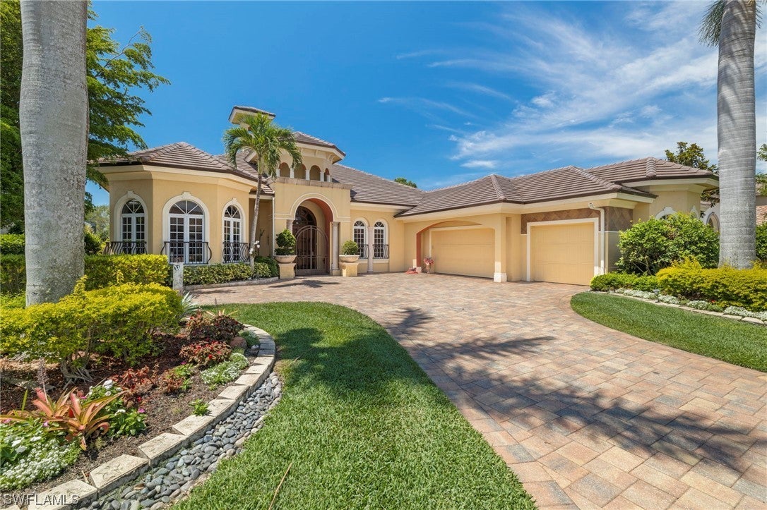 FORT MYERS Home for Sale - View SW FL MLS #222051206 in RENAISSANCE