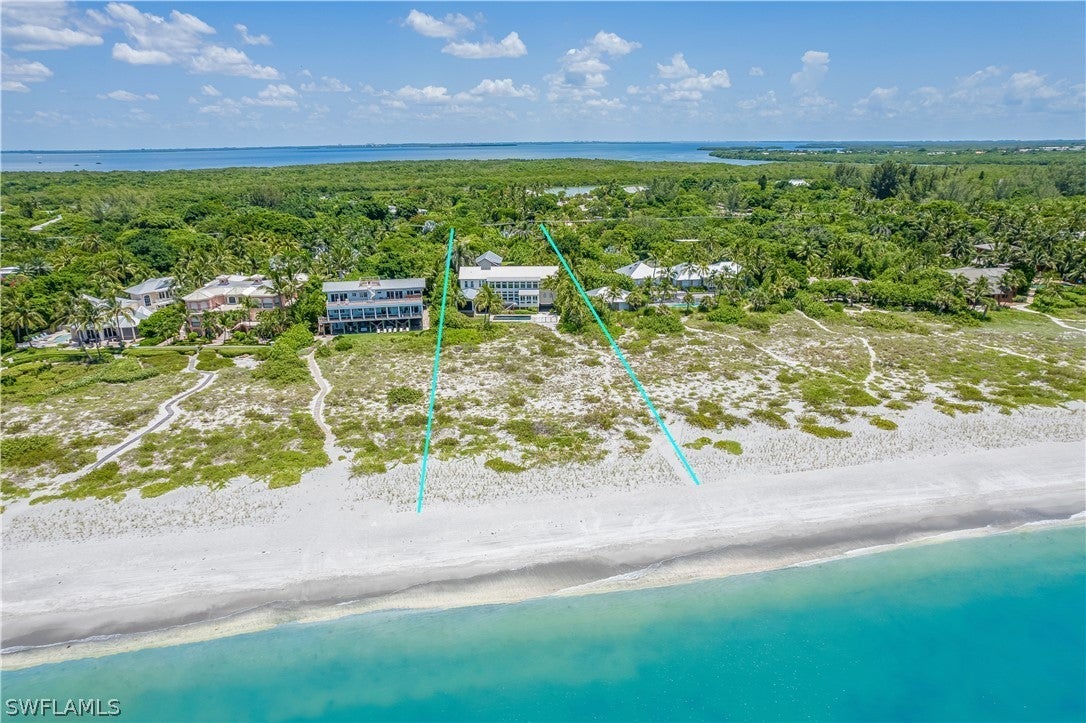 SW Florida Home for Sale - View SW FL MLS Listing #222057371 at 16512 Captiva Dr in CAPTIVA, FL - 33924