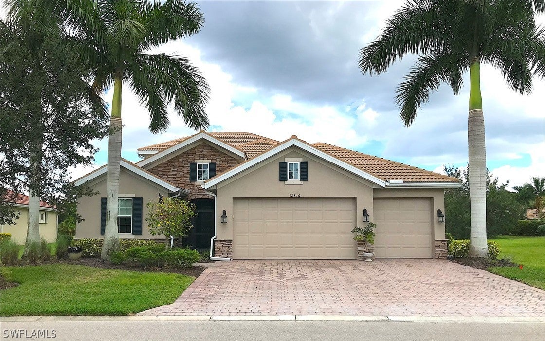 NORTH FORT MYERS Home for Sale - View SW FL MLS #222062677 in MOODY RIVER ESTATES