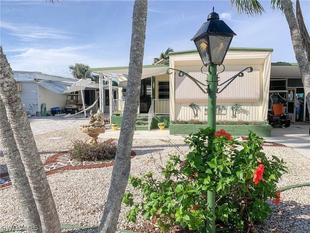 FORT MYERS BEACH Home for Sale - View SW FL MLS #222078054 in BAYSIDE ESTATES