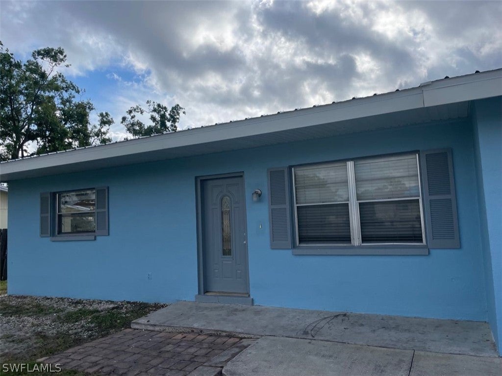 FORT MYERS Real Estate - View SW FL MLS #223005706 at 13031 Ninth St in FORT MYERS SHORES at FORT MYERS SHORES 