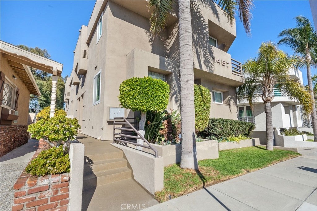 1457 Manhattan Beach Blvd. Boulevard B