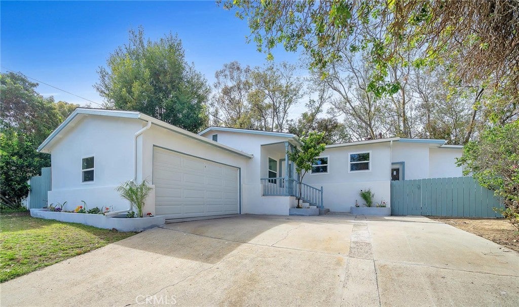 2770 Loftyview Drive