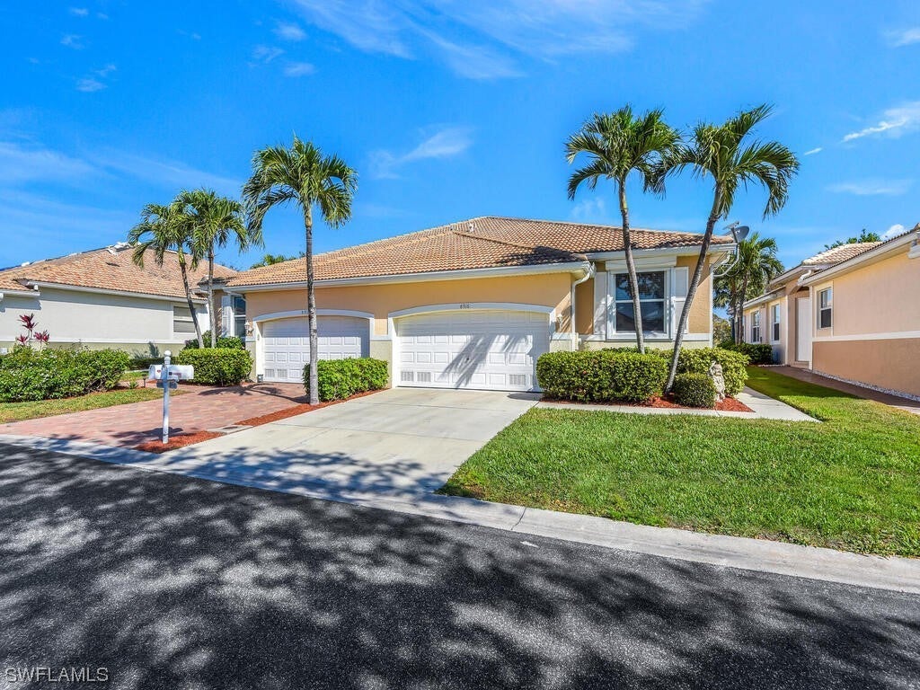 FORT MYERS Real Estate - View SW FL MLS #223023013 at 8916 Cranes Nest Ct in COLONY LAKES at COLONY LAKES 