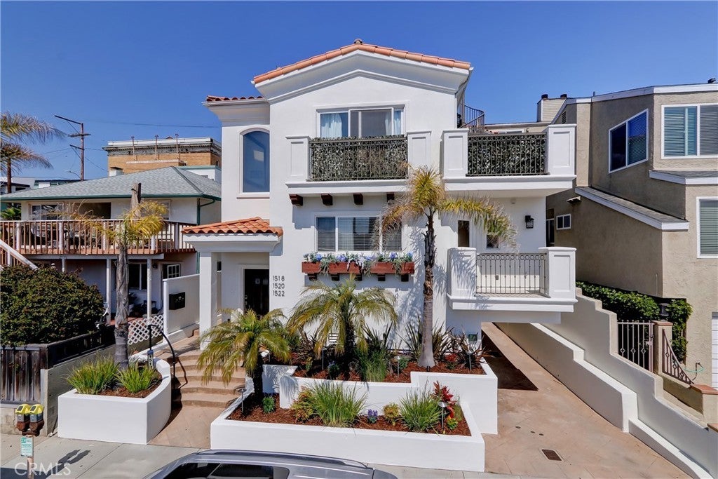1520 Hermosa Avenue