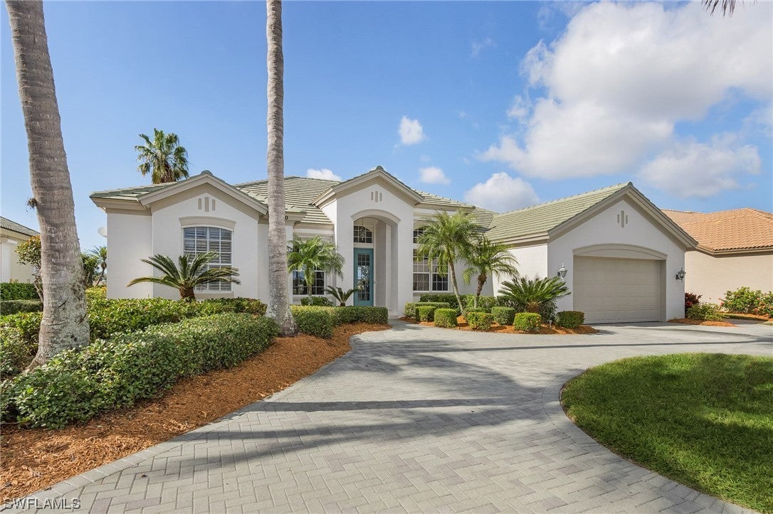 SW Florida Home for Sale - View SW FL MLS Listing #223039030 at 16280 Edgemont Dr in FORT MYERS, FL - 33908