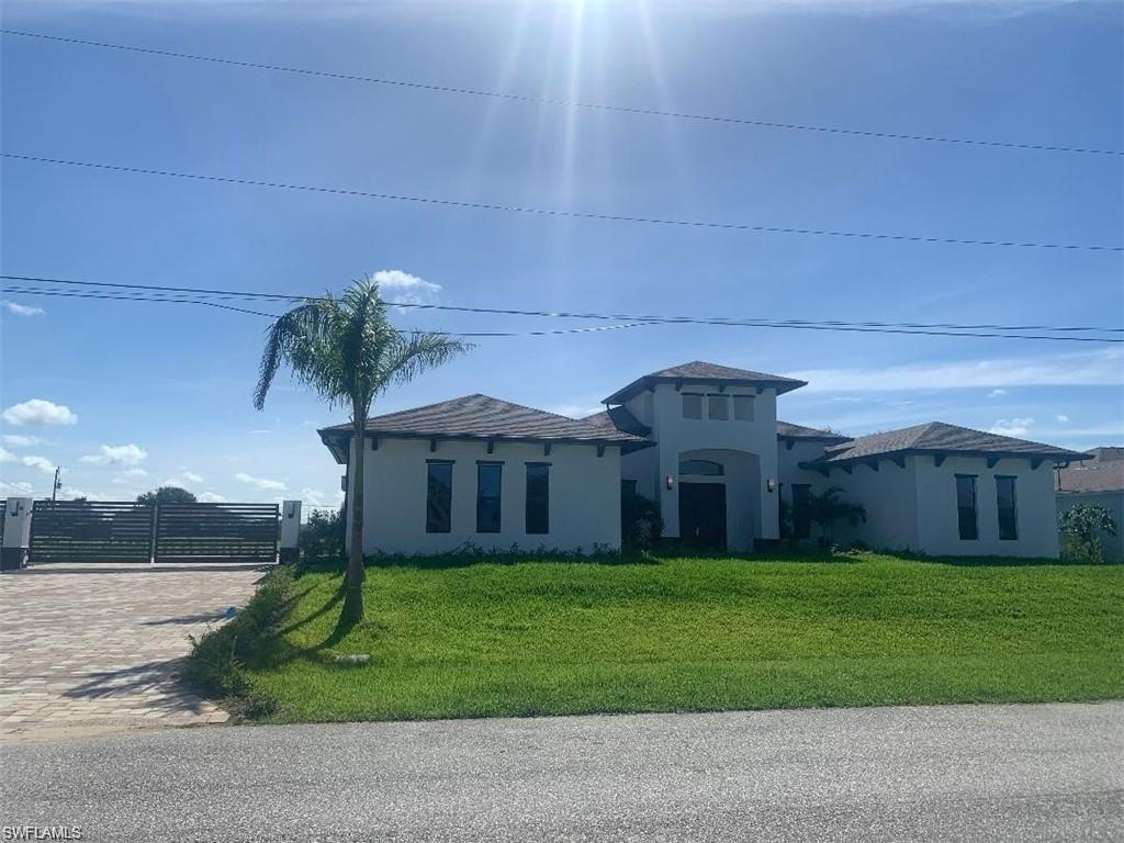 SW Florida Home for Sale - View SW FL MLS Listing #221067149 at 223 Nw 27th Pl in CAPE CORAL, FL - 33993