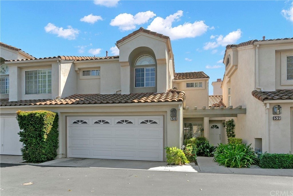 Photo of Listing #OC21207151
