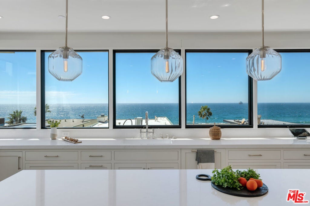 4314 Ocean Drive