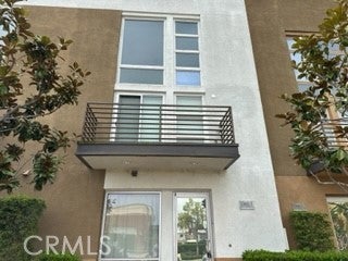 1560 W Artesia F