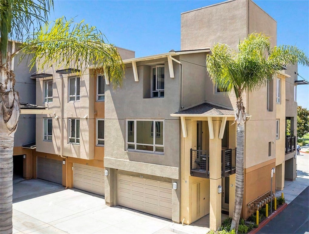 5514 W 149th Place 2
