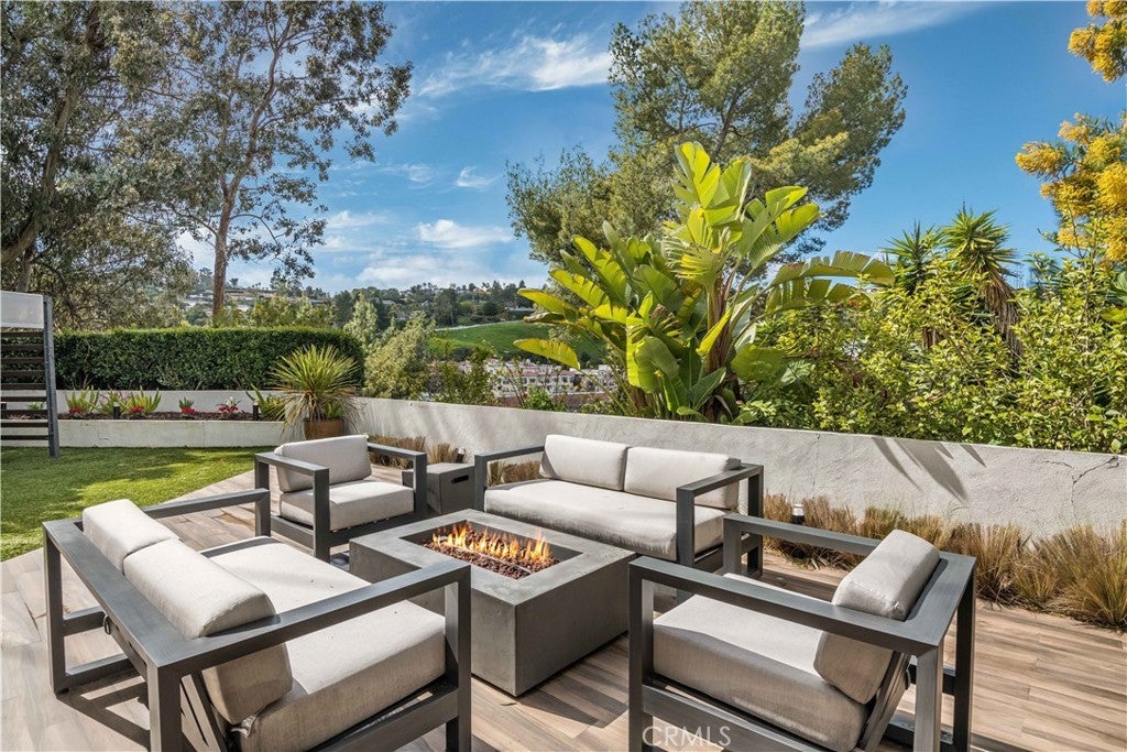 28026 Beechgate Drive