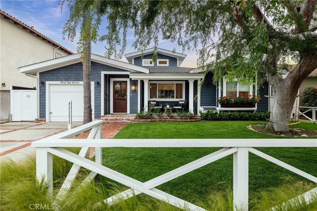 2817 May Avenue
