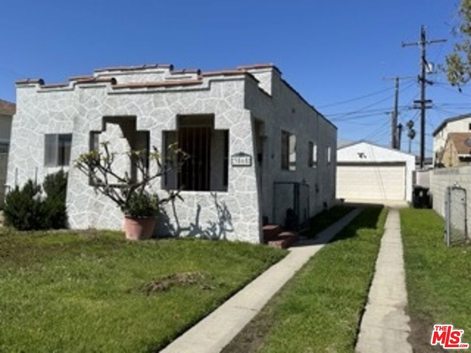 3865 W 132nd Street