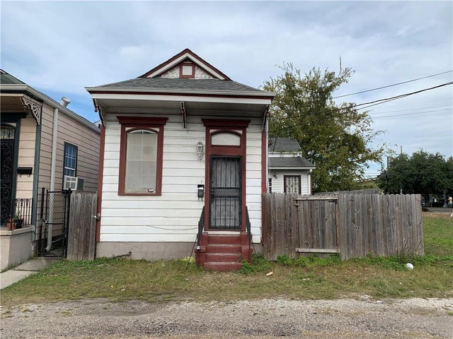 Photo of Listing #2229961