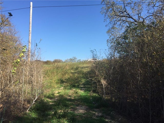 Cedar Creek Real Estate Listing