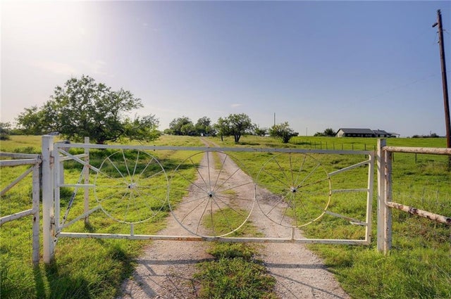 New Braunfels Real Estate Listing
