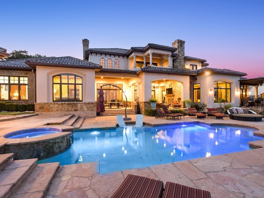 Lake Travis Waterfront Homes For Sale | The Lakefront Group