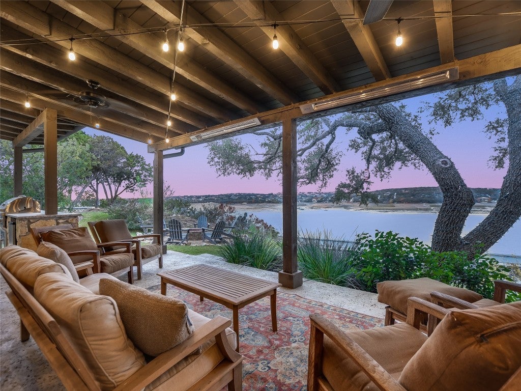 Lake Travis Waterfront Homes For Sale The Lakefront Group