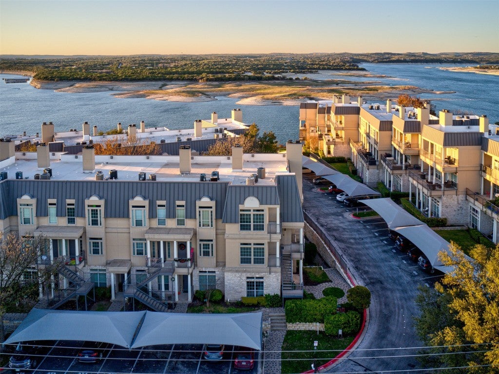Lake Travis Waterfront Condos & Townhomes For Sale