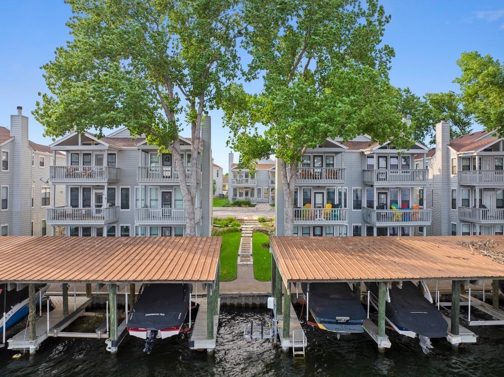 Lake LBJ Waterfront Condos & Townhomes For Sale