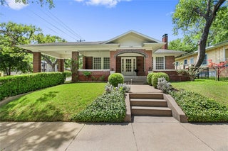 Photo of Listing #1379137