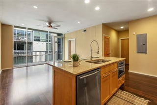 Photo of Listing #7831337