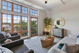 Photo of Listing #9146142