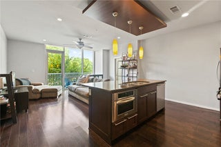 Photo of Listing #4160882